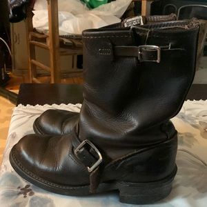 Frye Veronica Short Dark Brown boots
